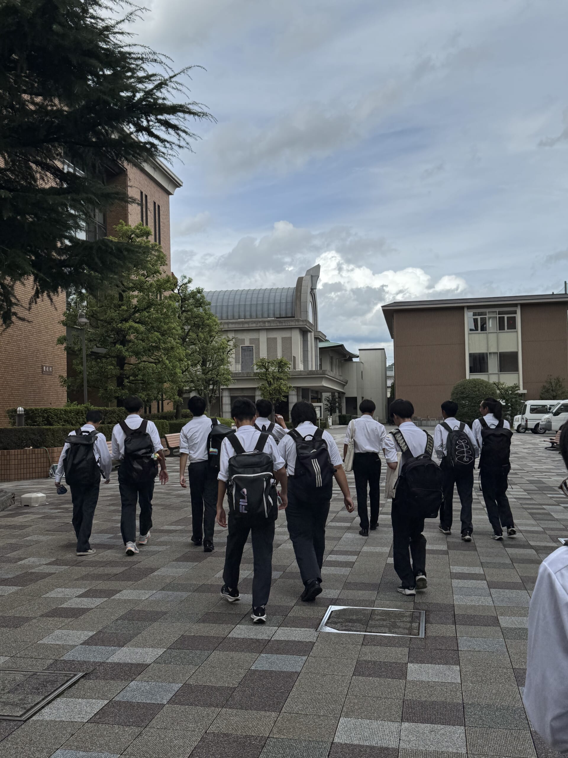 滋賀県立甲南高等学校の皆さんが来てくださいました