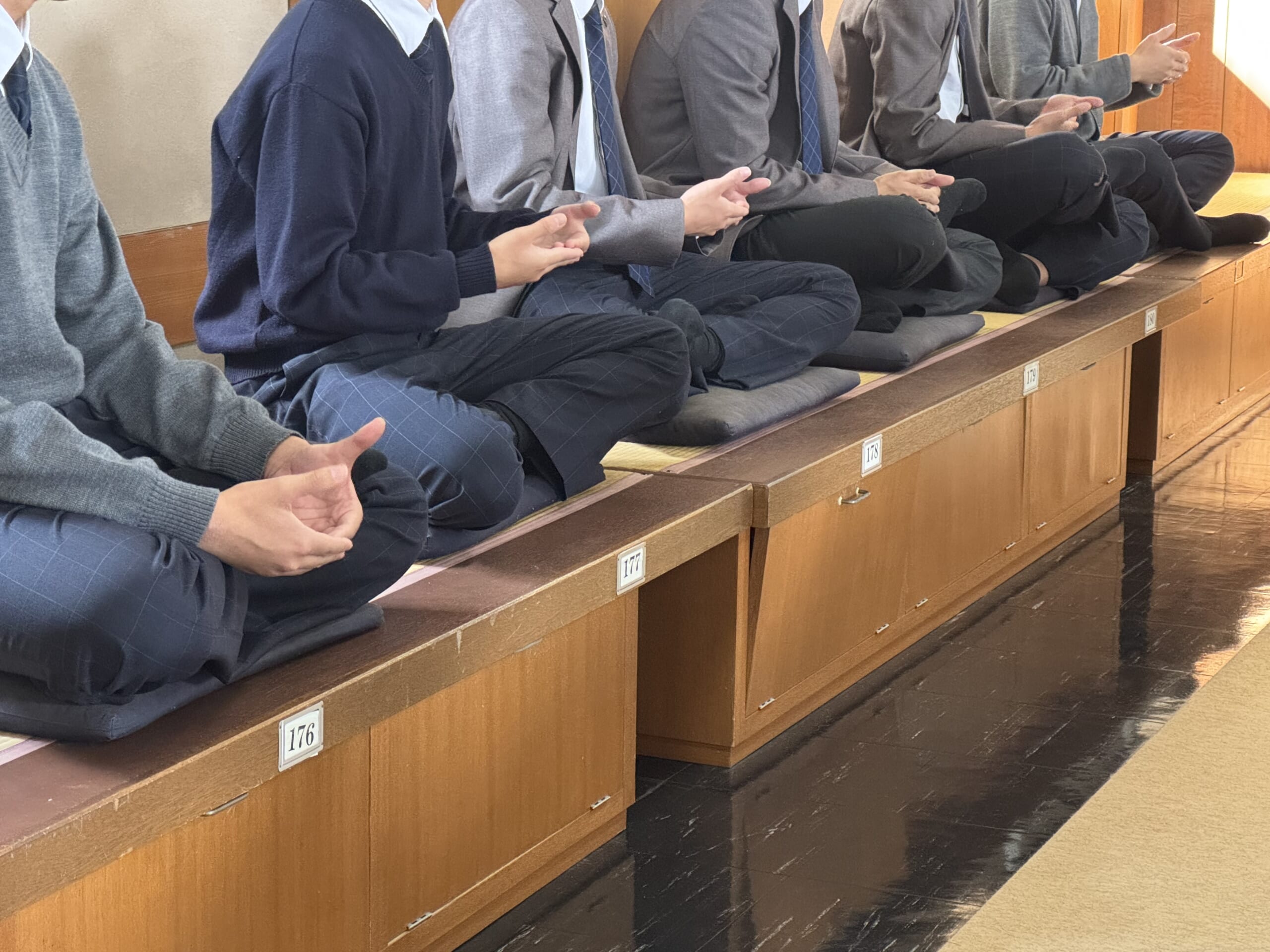 京都明徳高等学校の生徒の皆さんが来てくださいました